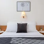 Tihi Apartment