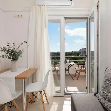 Apartment Tihi