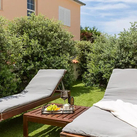 Apartment Tihi Vodice