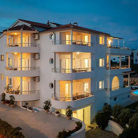 Seaview Tihi Водице