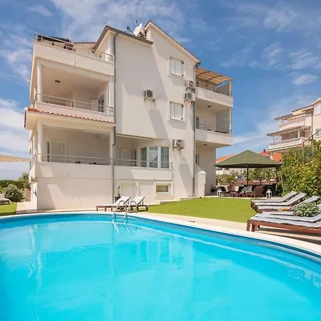 Appartamento Seaview Tihi